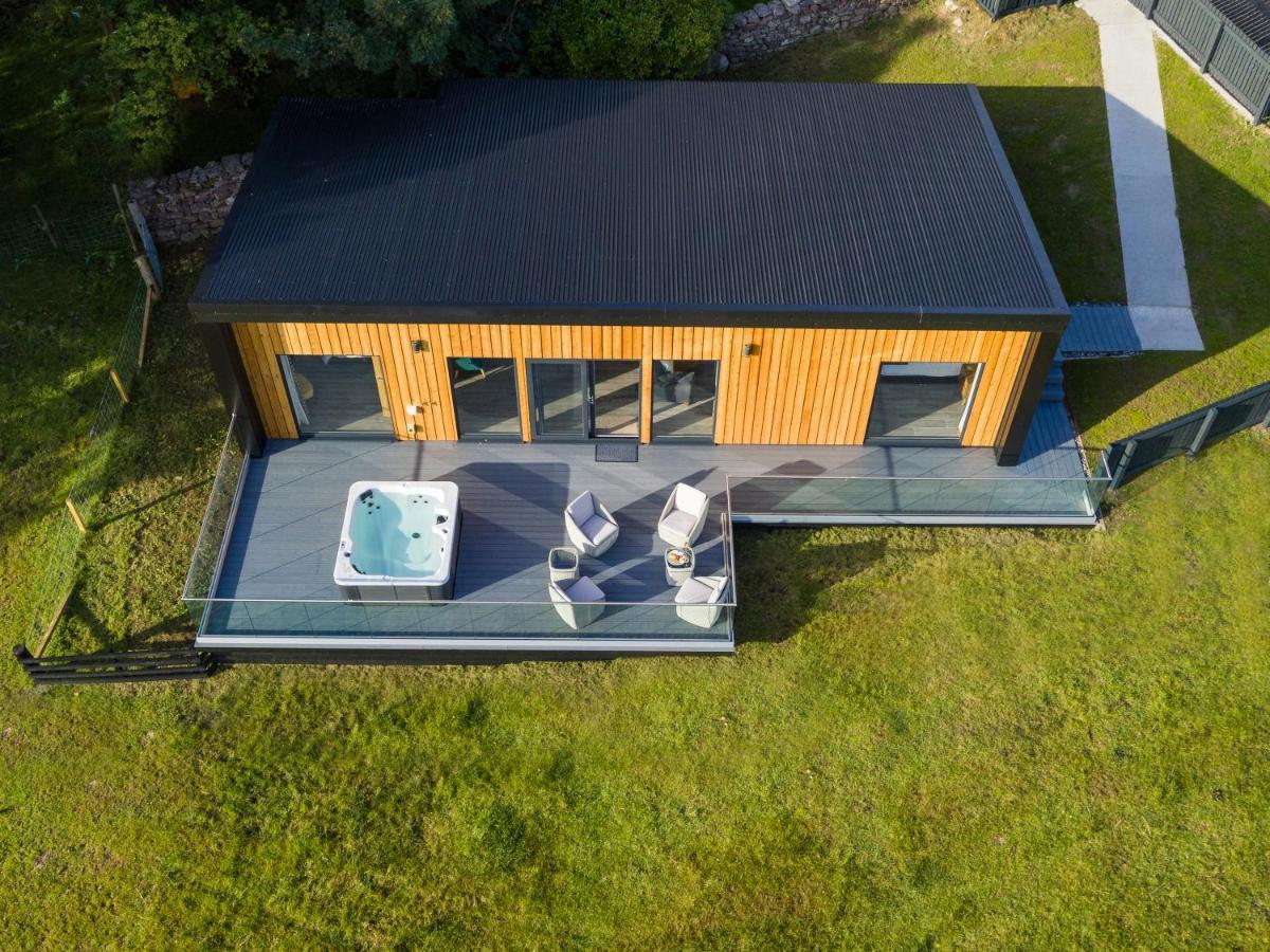 Birches Lodge With Hot Tub Dundonnell Eksteriør bilde